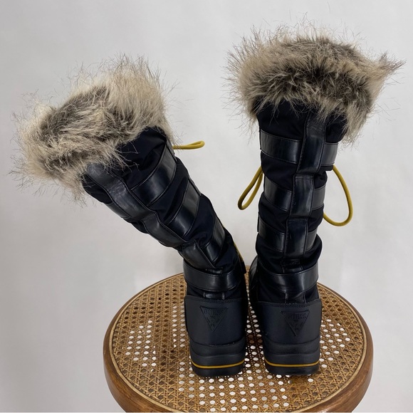 Guess black faux fur lined boots - Picture 4 of 13